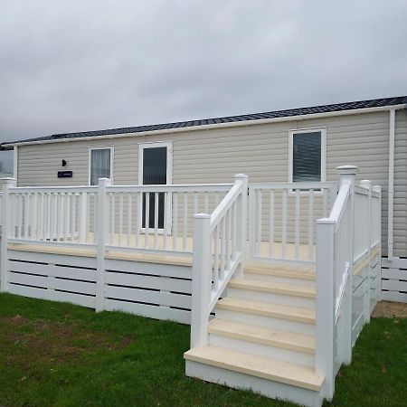 Hoburne Bashley Self-Catering Holiday Home Нью Милтон Экстерьер фото