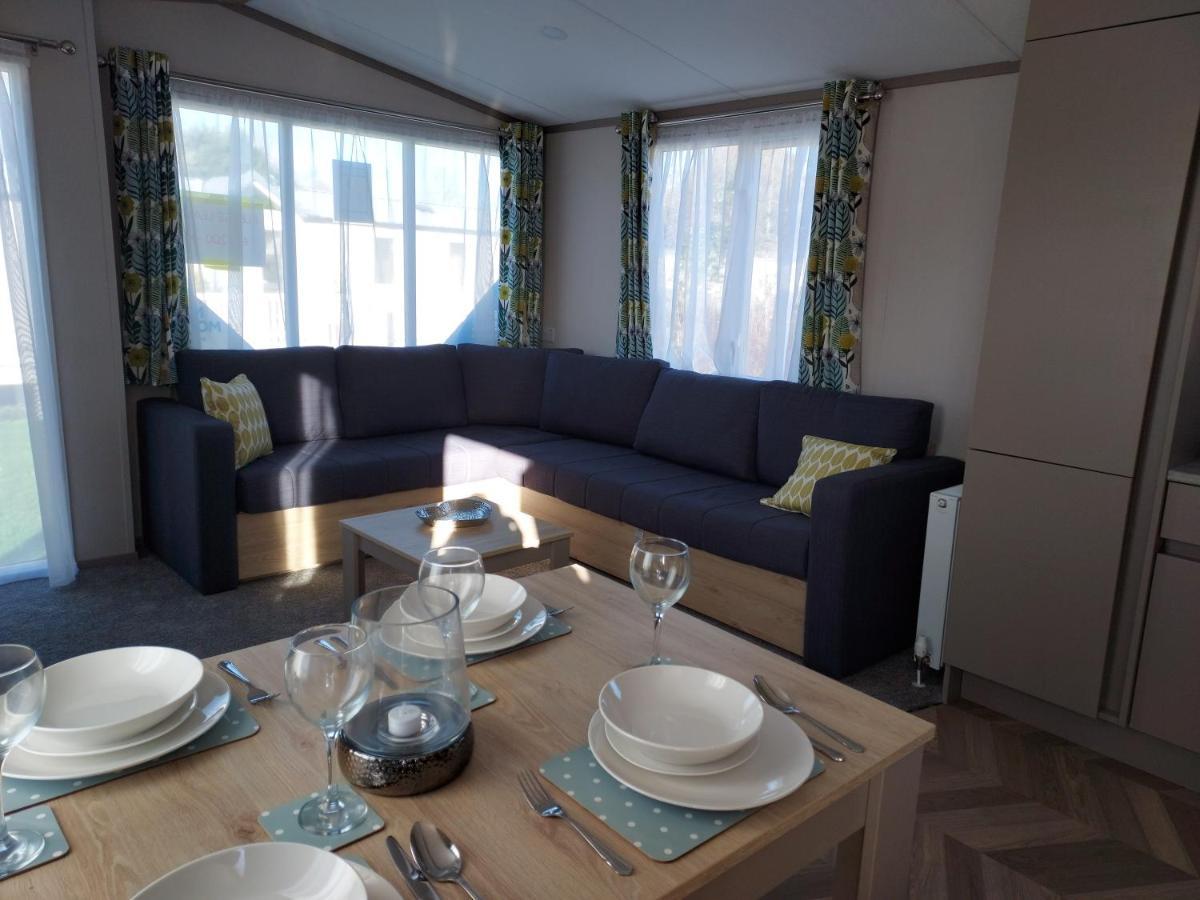 Hoburne Bashley Self-Catering Holiday Home Нью Милтон Экстерьер фото